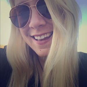 Meet your Posher, Lindsey